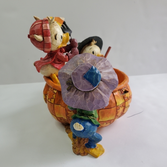 Walt Disney Showcase Collection - Picture 9 of 16